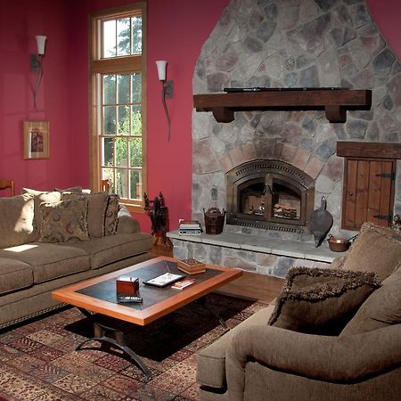 Hideaway Lodge B And B Woodinville Buitenkant foto
