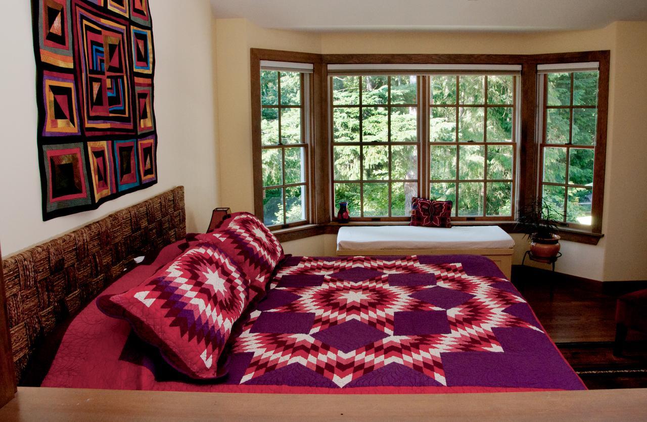 Hideaway Lodge B And B Woodinville Buitenkant foto