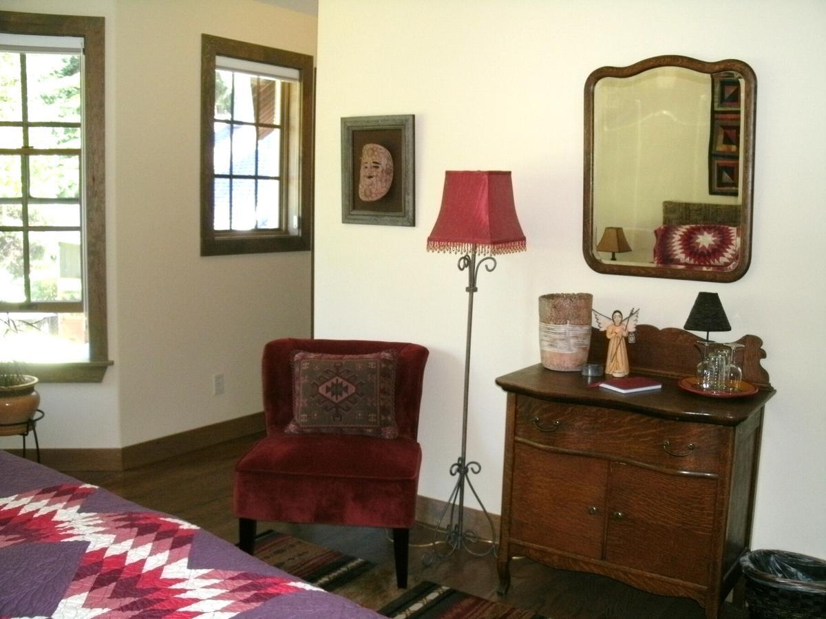 Hideaway Lodge B And B Woodinville Buitenkant foto