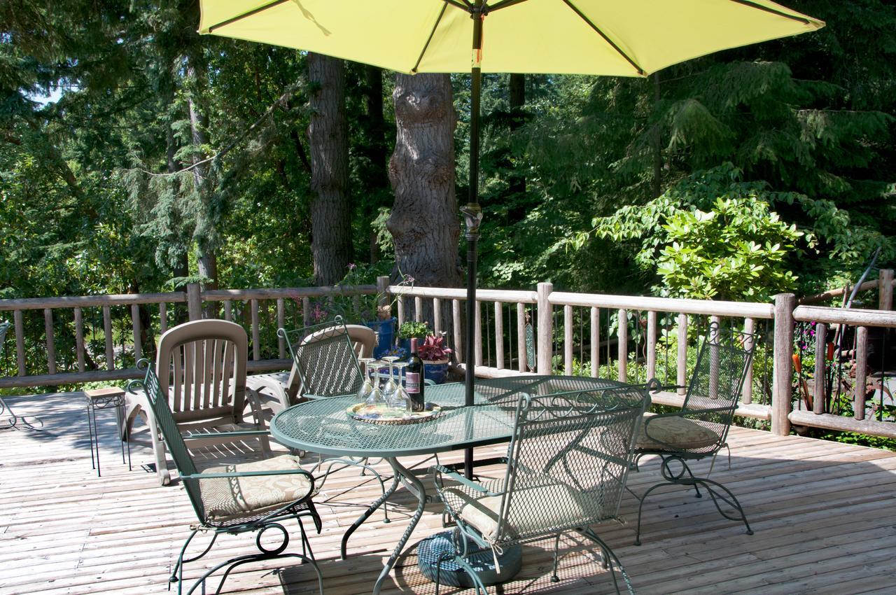 Hideaway Lodge B And B Woodinville Buitenkant foto
