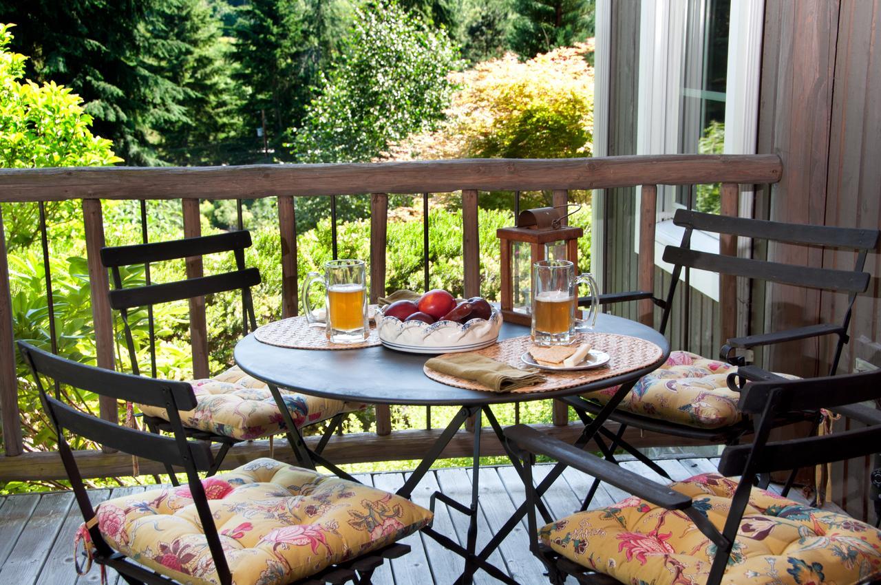 Hideaway Lodge B And B Woodinville Buitenkant foto